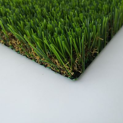 16800 steken/m2 Dichtheid Groen U-vorm Synthetisch gras met hoge Dtex en groene kleur