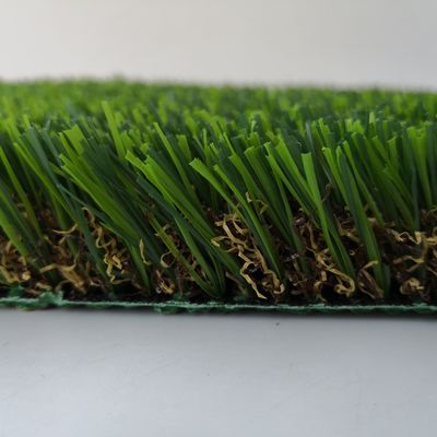 16800 steken/m2 Dichtheid Groen U-vorm Synthetisch gras met hoge Dtex en groene kleur