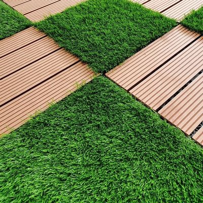 Double PP NET PU Backing Artificial Grass Tile met PE Monofilament PP Curly Fiber