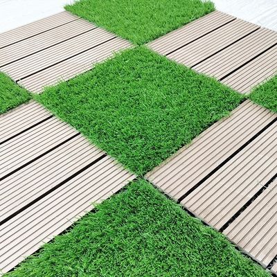 Double PP NET PU Backing Artificial Grass Tile met PE Monofilament PP Curly Fiber