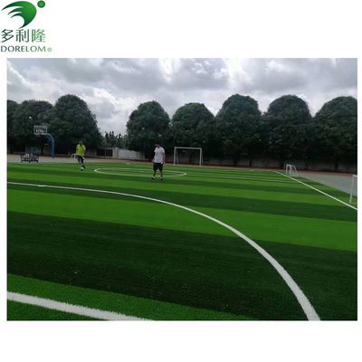 2.2-2,5 kg PE Monofilament Kunstgras voor voetbalveld Duurzaam en langdurig