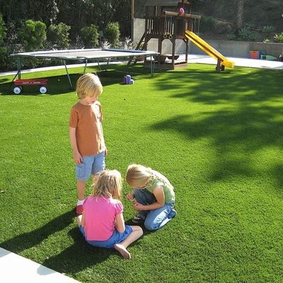 25 mm Pile Hoogte 3/8 inch Gauge Kunstgras Perfecte voor kinderen speeltuin