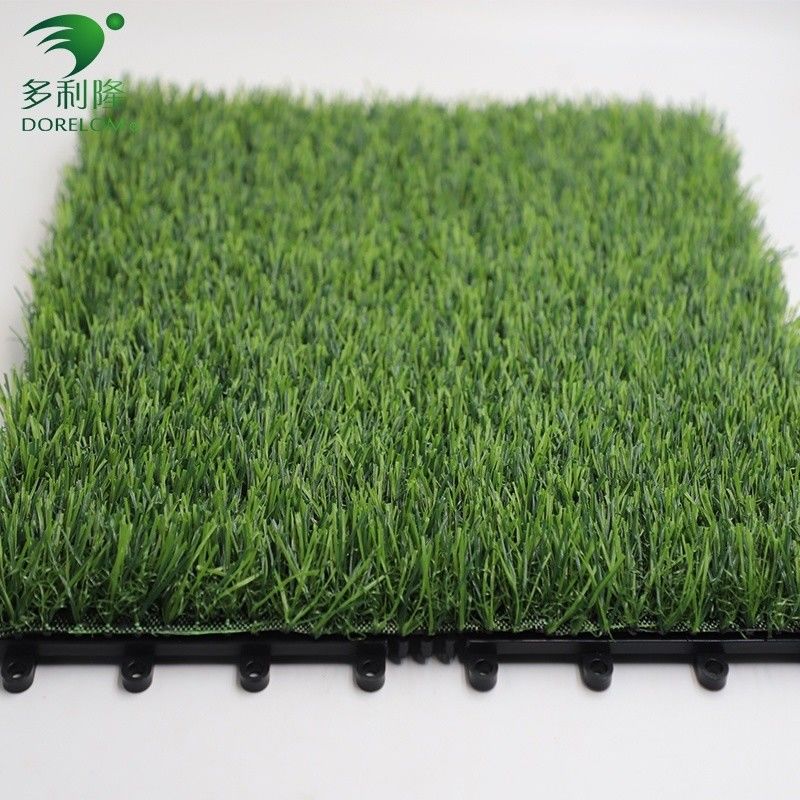 Double PP NET PU Backing Artificial Grass Tile met PE Monofilament PP Curly Fiber